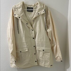 Women’s rain jacket from Cabelas, size XL/1X